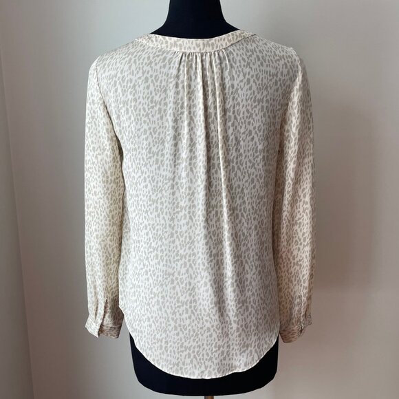 Aritzia Silk Leopard Print Silk Blouse - Picture 3 of 15